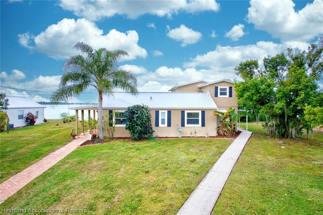 1697 Lake Lotela Drive  Avon Park FL 33825 photo