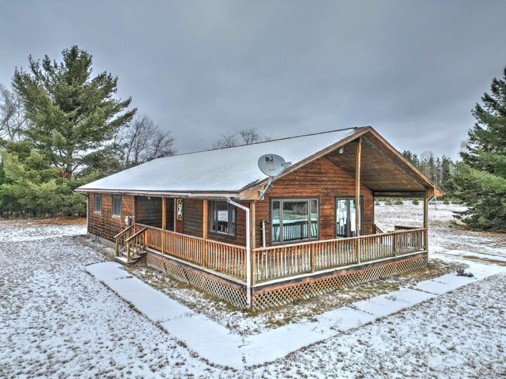7183 W Co Rd 448  Manistique MI 49854 photo