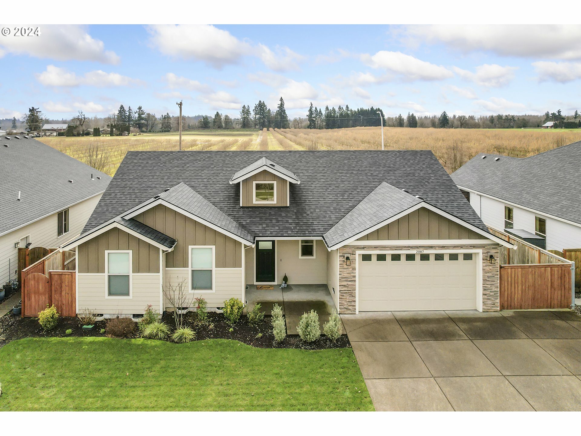 2087 SE 12th Ave  Canby OR 97013 photo