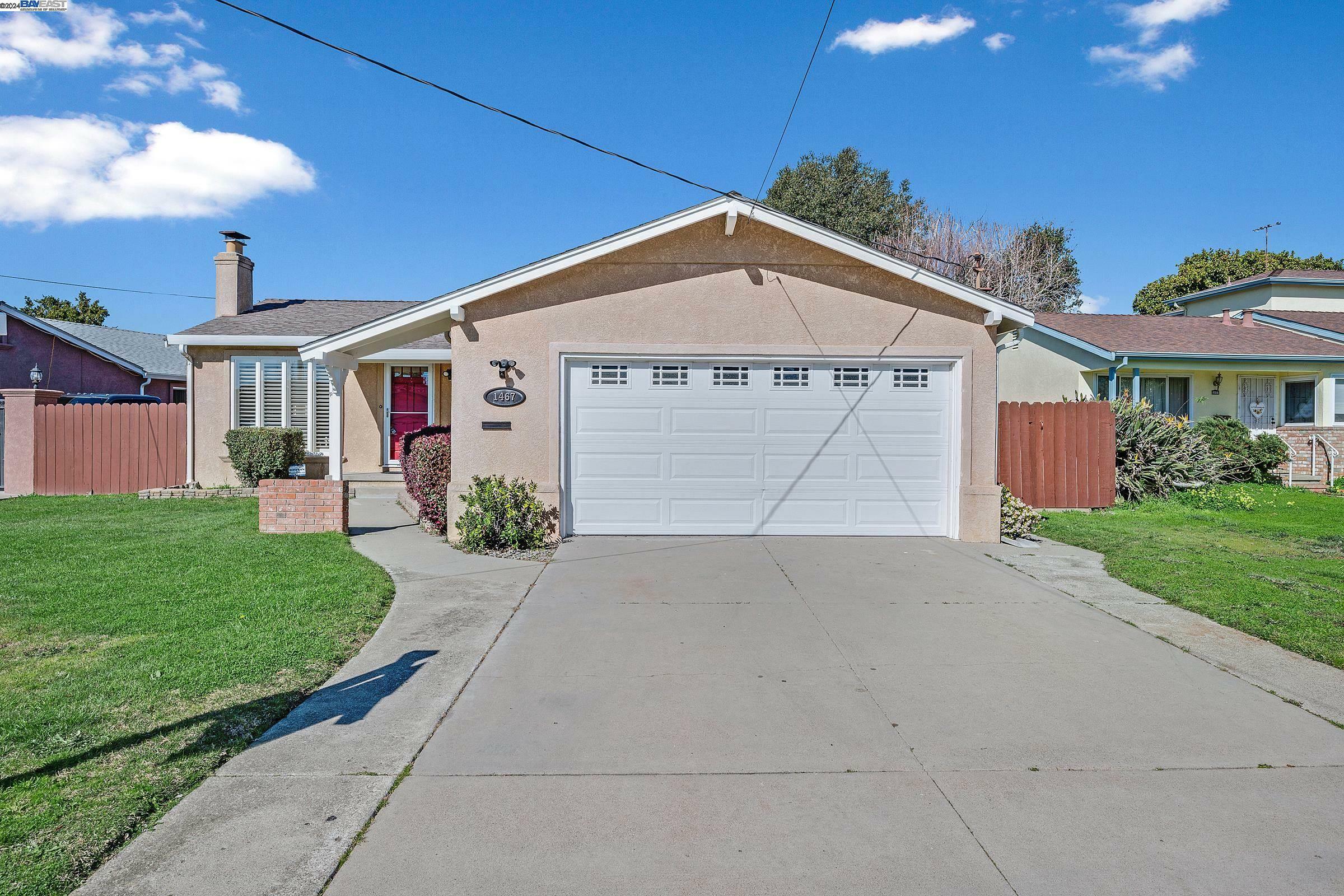 Property Photo:  1467 Sayre St  CA 94579 