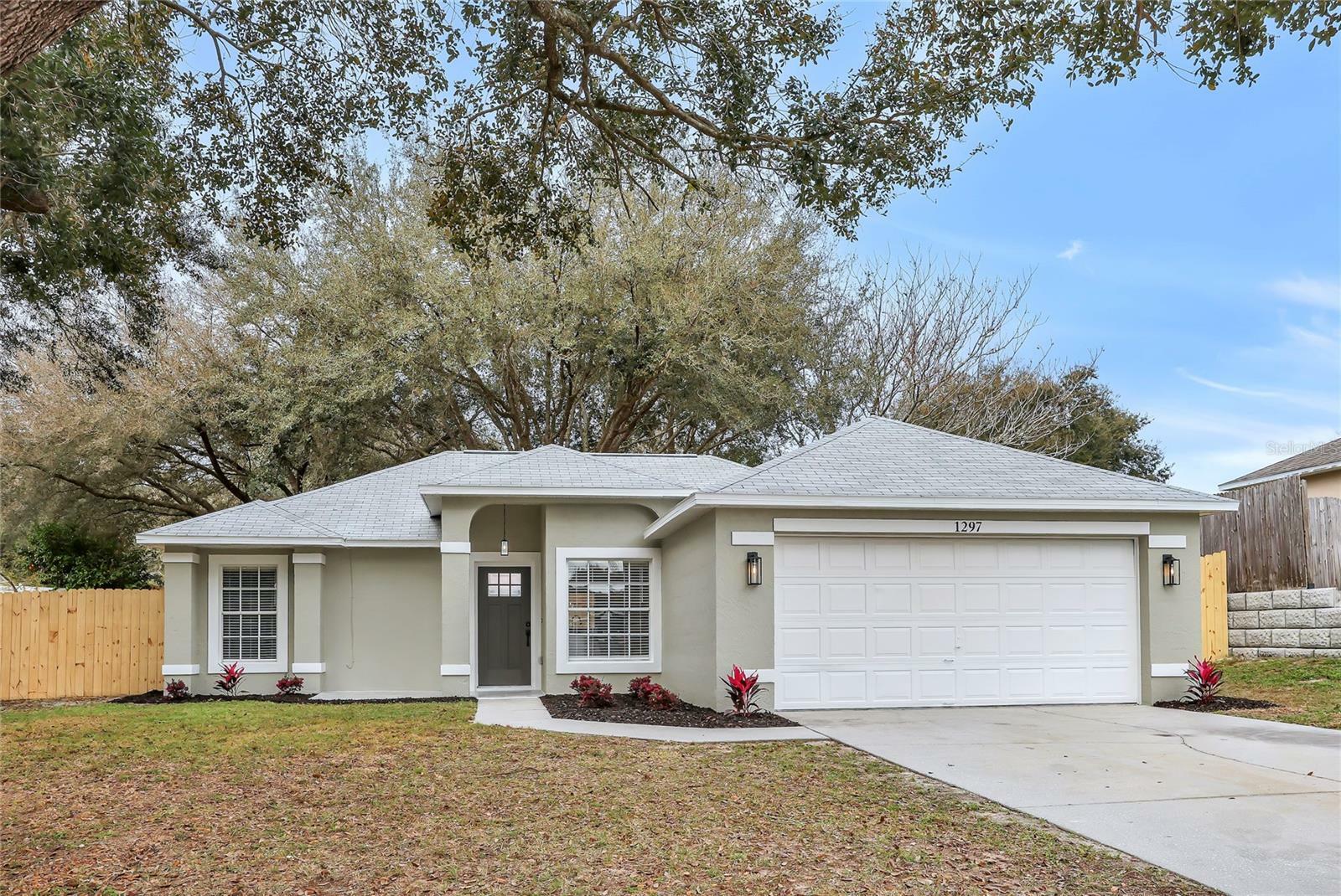 Property Photo:  1297 Kenworth Drive  FL 32712 