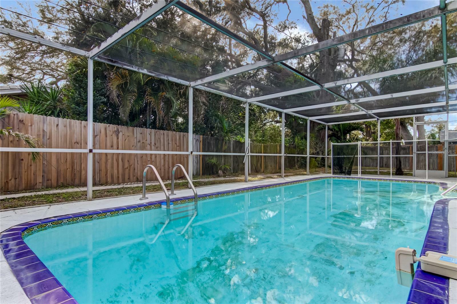 Property Photo:  921 Parkwood Drive  FL 34698 