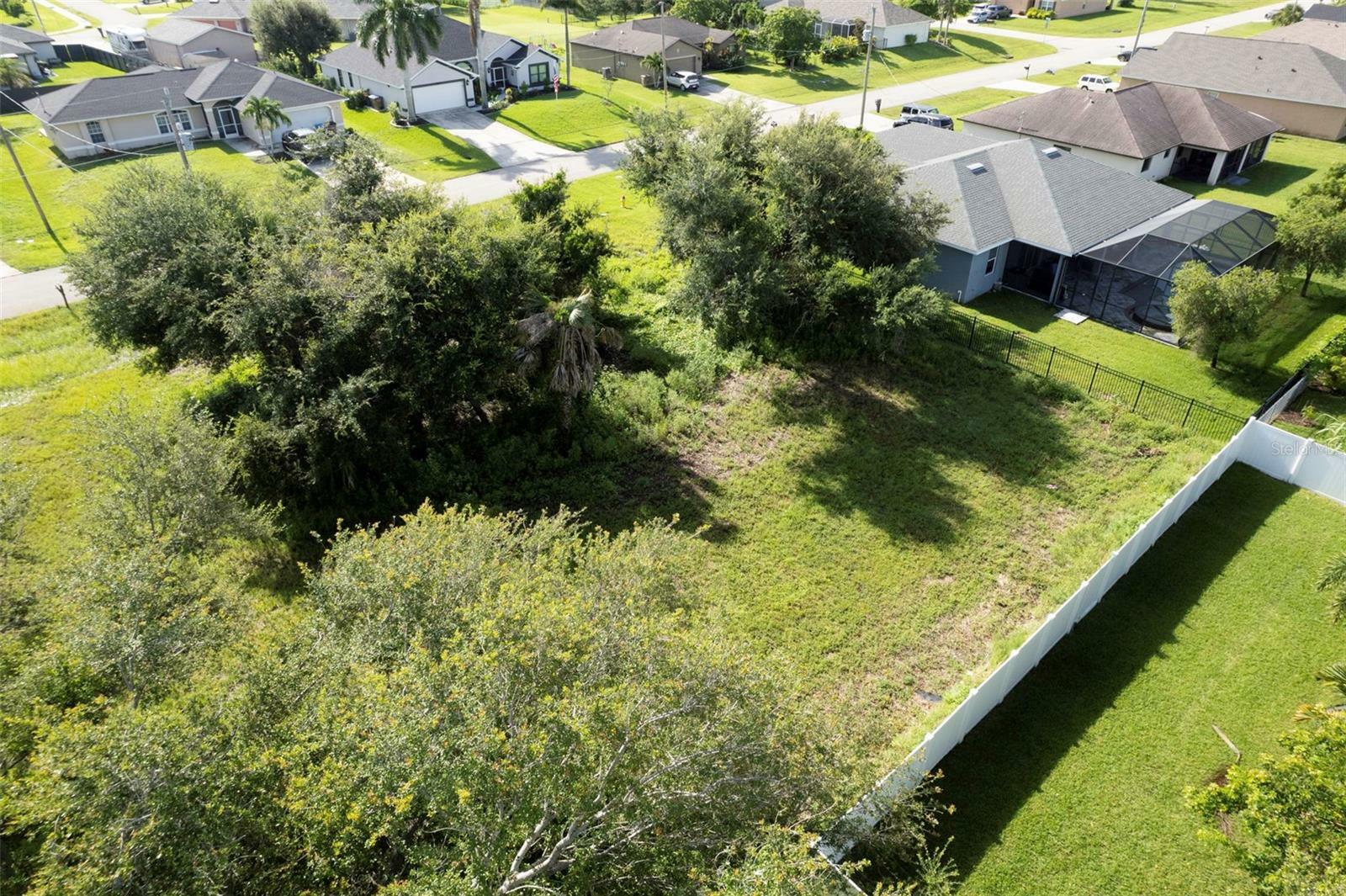 Property Photo: 1502 SW 19th Avenue FL 33991