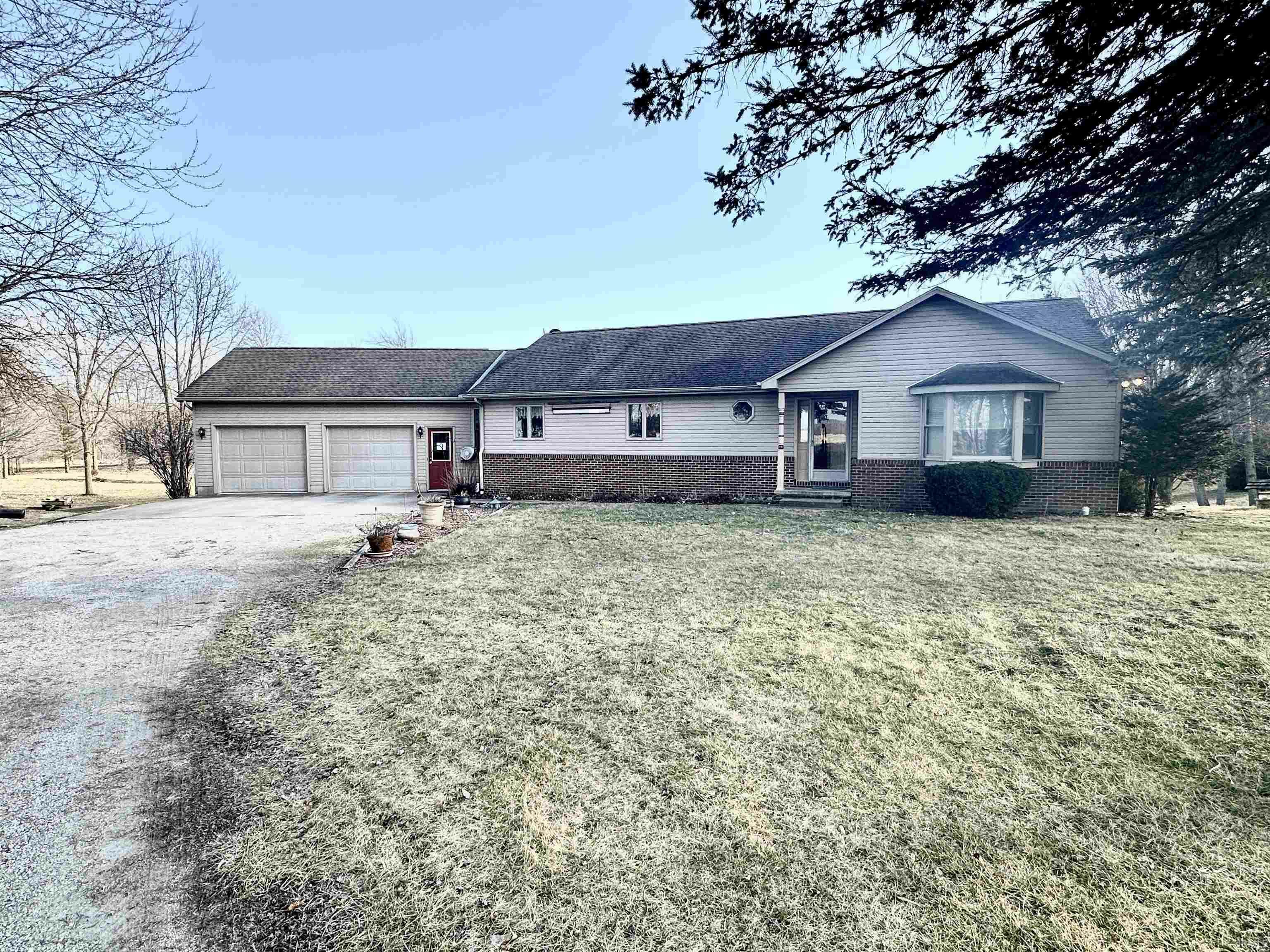 Property Photo:  7152 S 100 Road  IN 46510-9655 