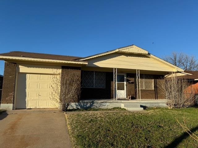 Property Photo:  633 SW Arbuckle Ave  OK 73501 