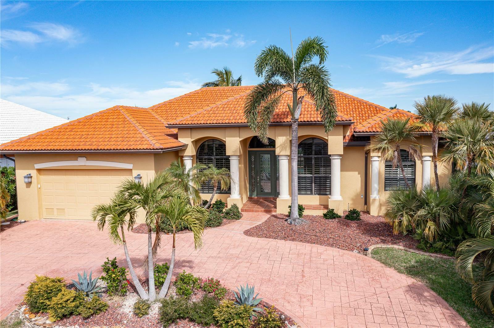 Property Photo:  2838 Sancho Panza Court  FL 33950 