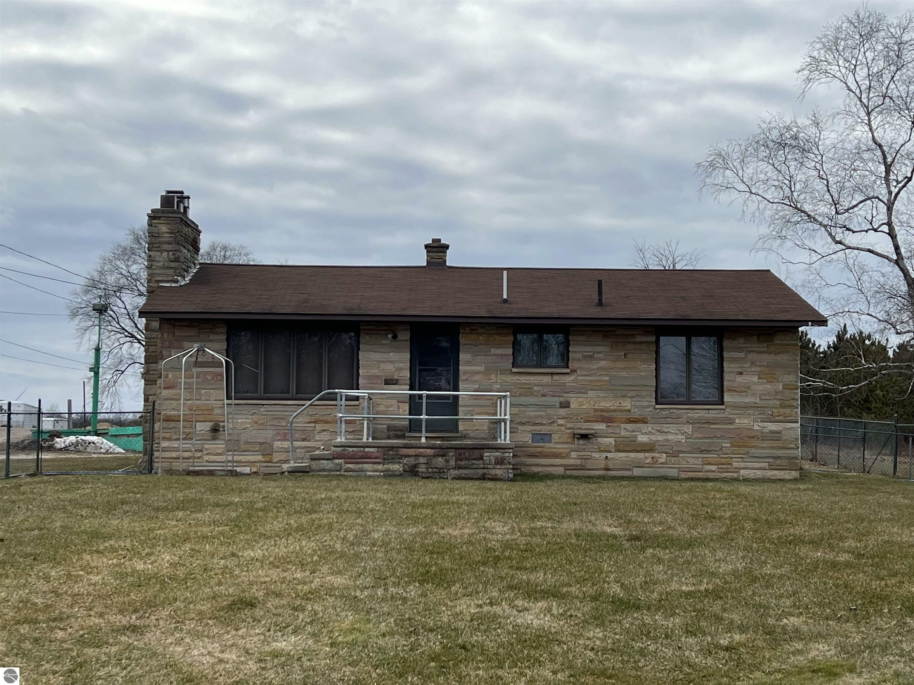 Property Photo: 5541 N Mission Road MI 48878