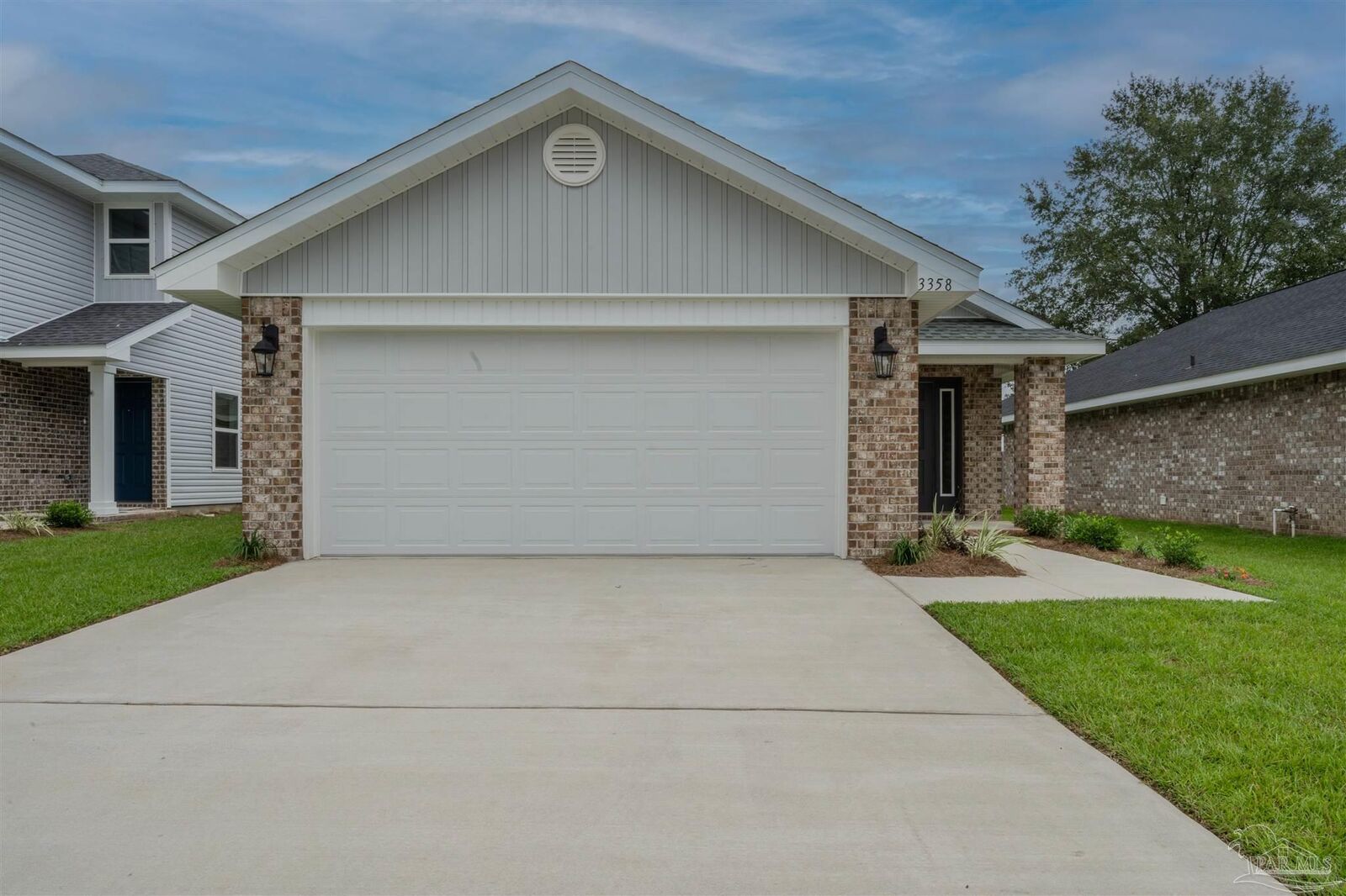 Property Photo:  3358 Bliss Ln 5A  FL 32533 