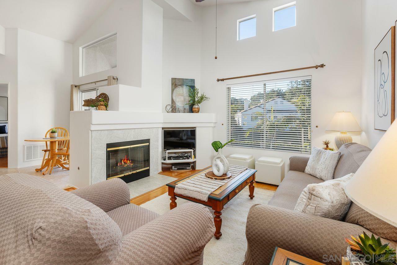 Property Photo: 5512 Renaissance Ave 1 CA 92122