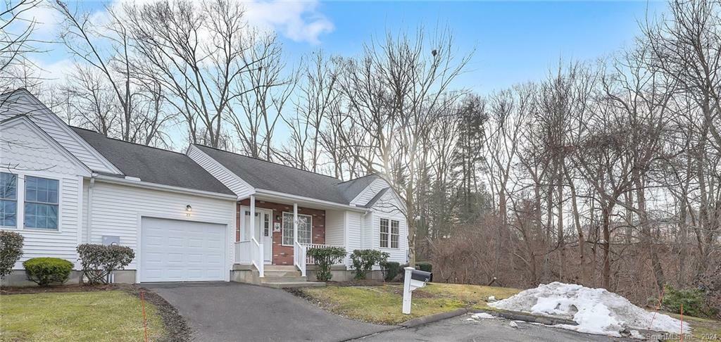 Property Photo: 23 Glenbrook Drive 23 CT 06096