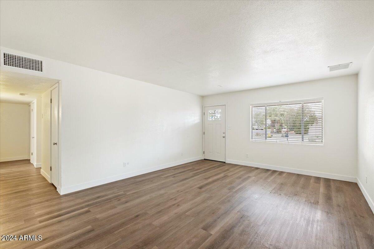 Property Photo:  8238 N 42nd Drive  AZ 85051 