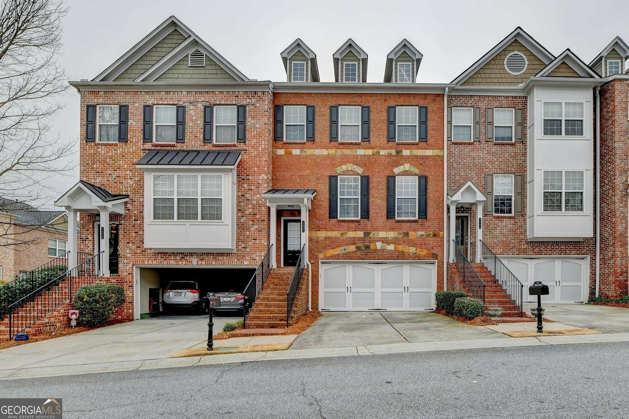 Property Photo: 3438 Kiveton Drive GA 30092