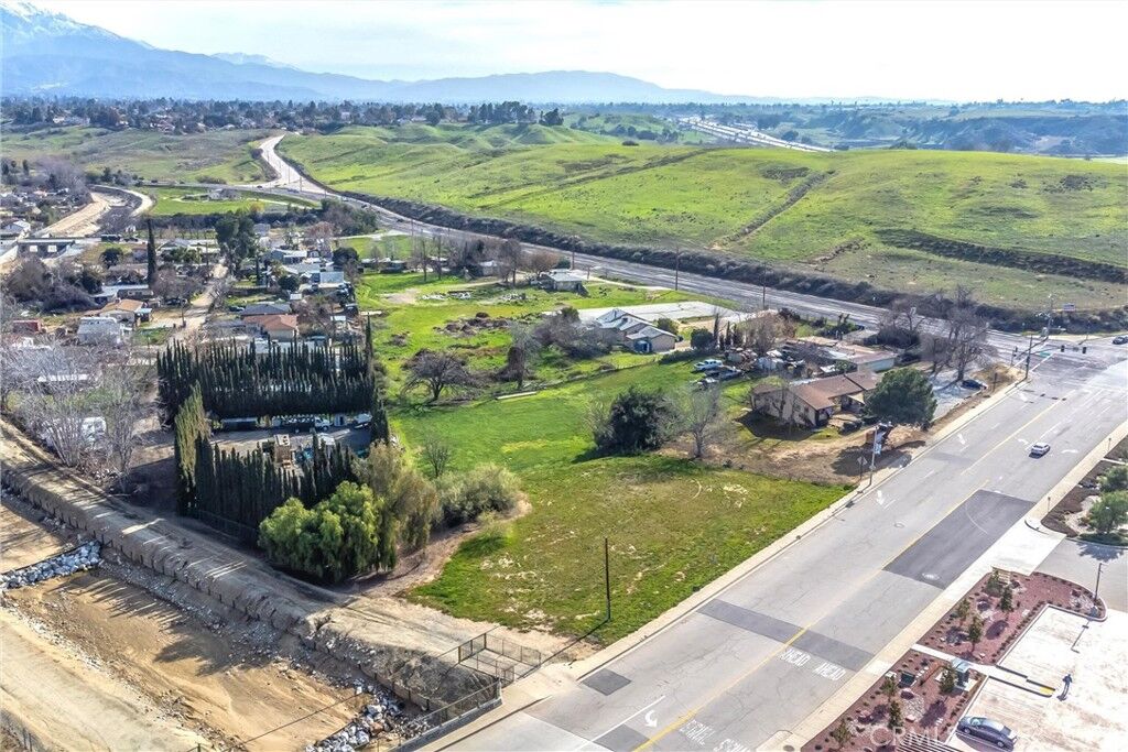 Property Photo:  12915 14th Street  CA 92399 