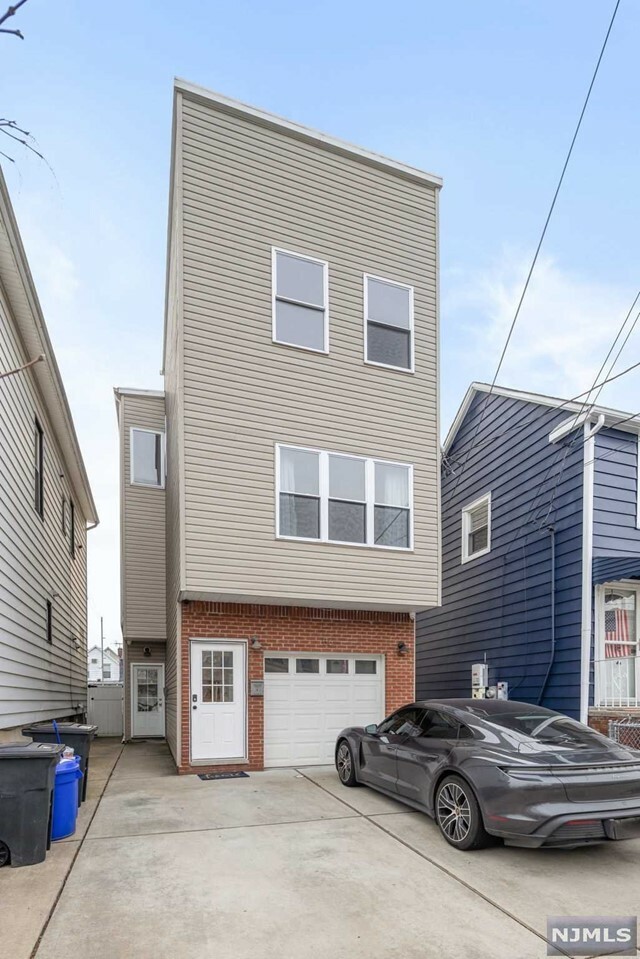 Property Photo:  56 Evergreen Street 1  NJ 07002 