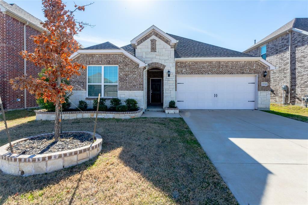 Property Photo:  2904 Redbud Lane  TX 75454 