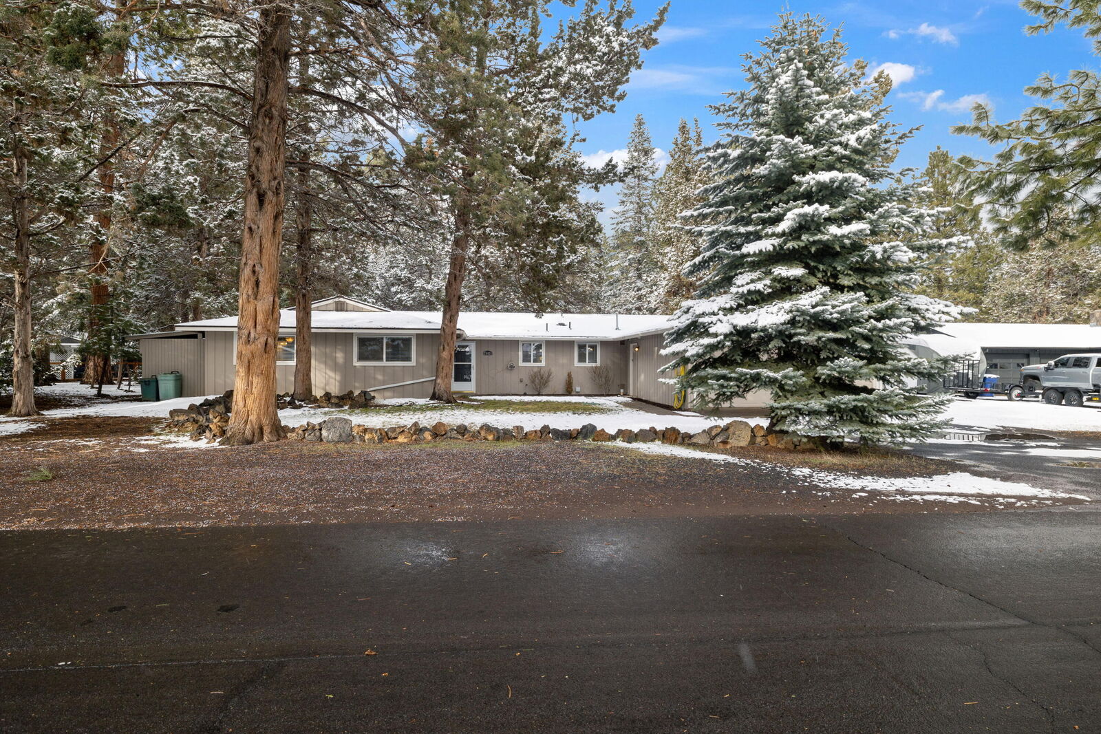 Property Photo:  20426 Rae Road  OR 97702 