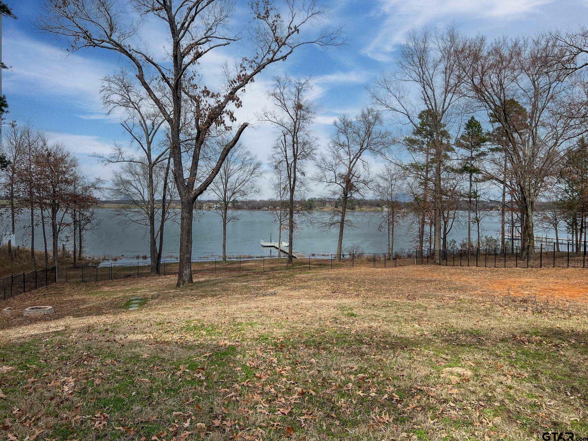 Property Photo:  227 Sterling Shores Drive  TX 75480 