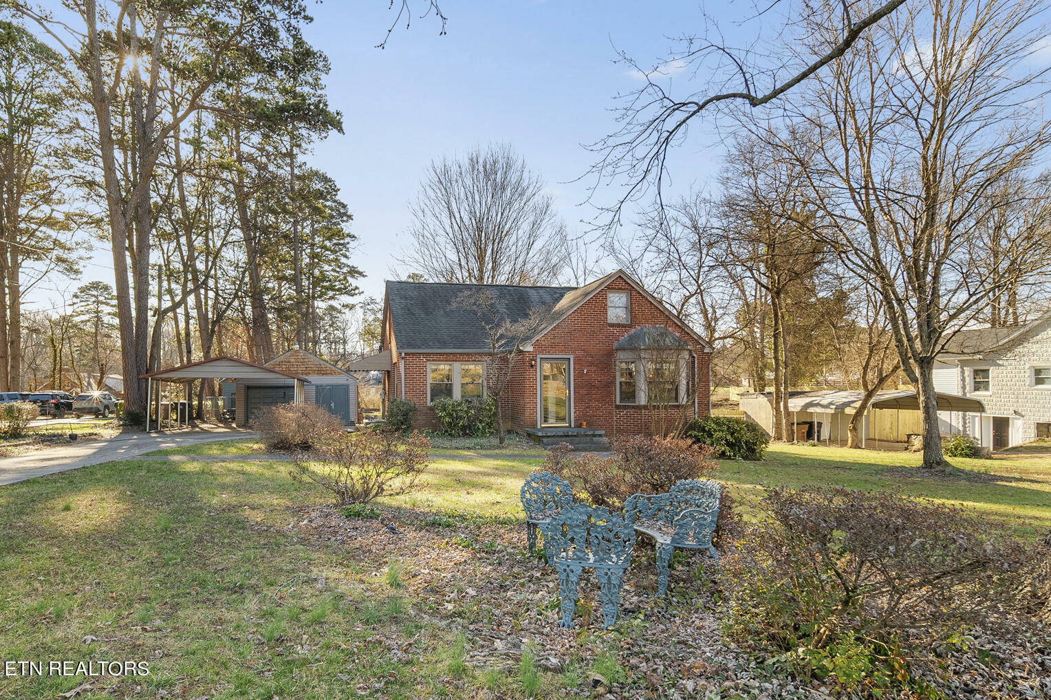 1306 Highland Drive  Knoxville TN 37918 photo