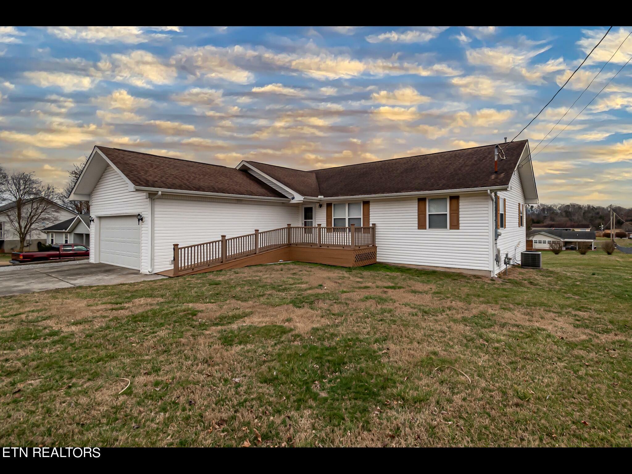 618 Ross Drive  Dandridge TN 37725 photo