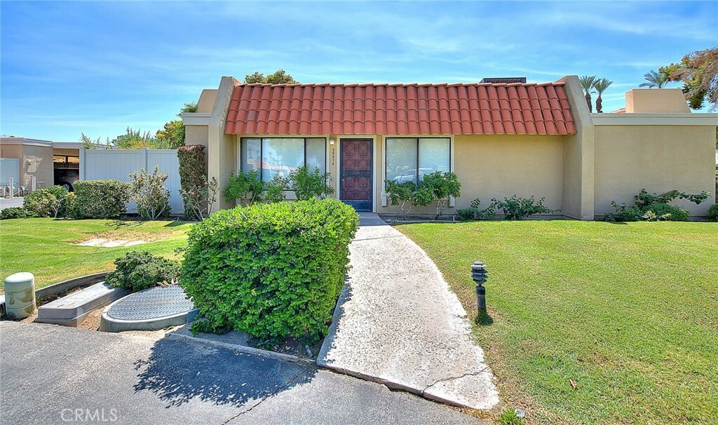 Property Photo: 35974 Lindera Court CA 92270