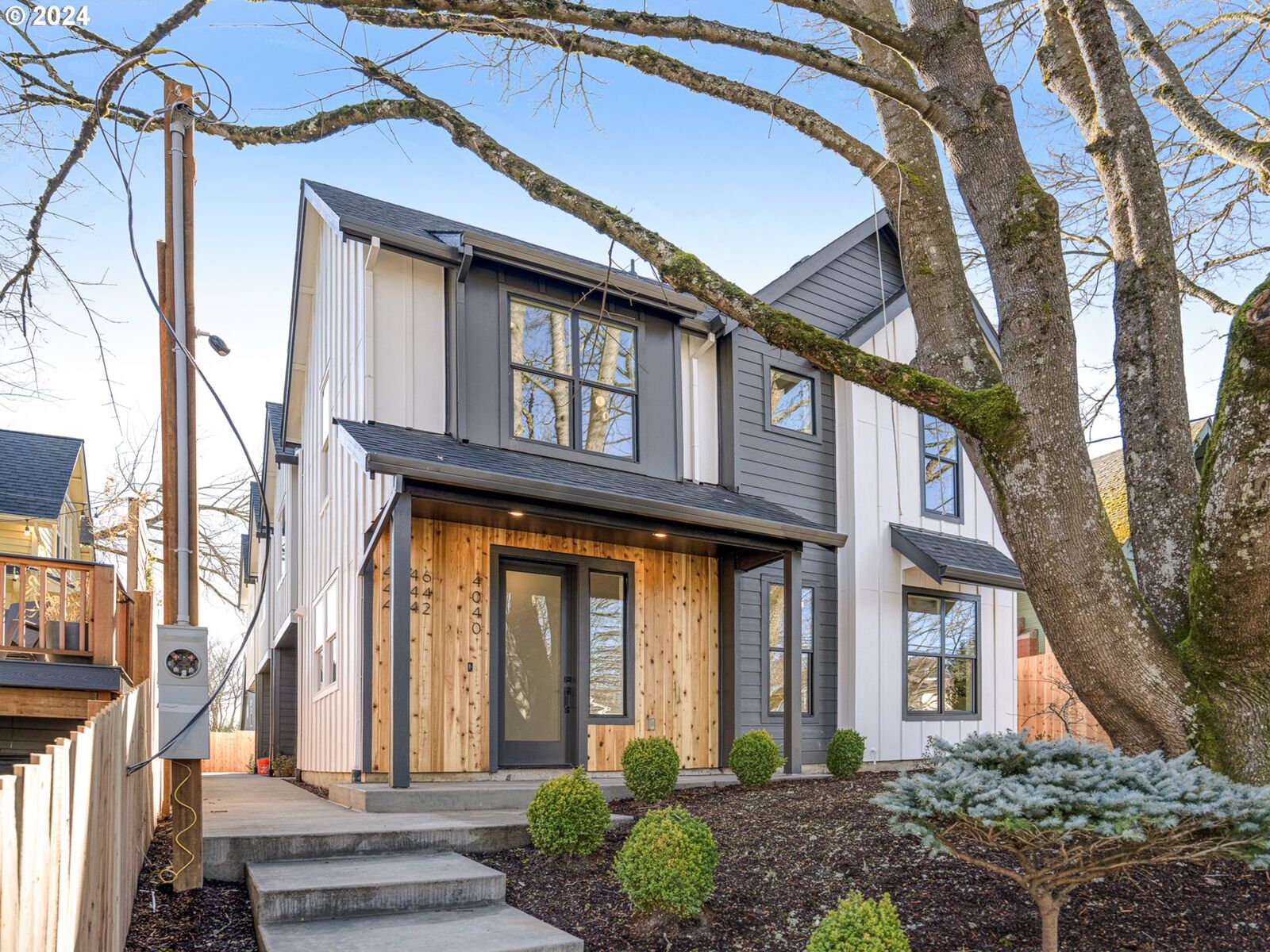 Property Photo:  4044 SE Salmon St 3  OR 97214 