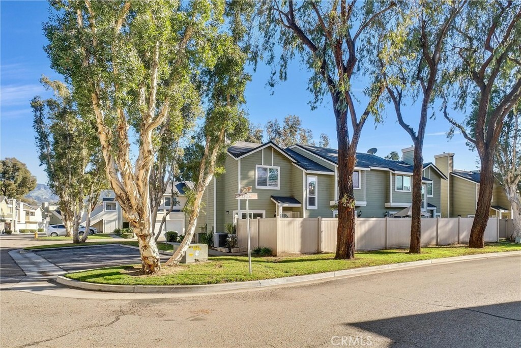 Property Photo: 5940 Waterbury Court 138 CA 92887