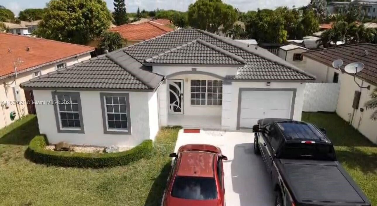 Photo de la propriété: 13819 SW 258th Ln FL 33032
