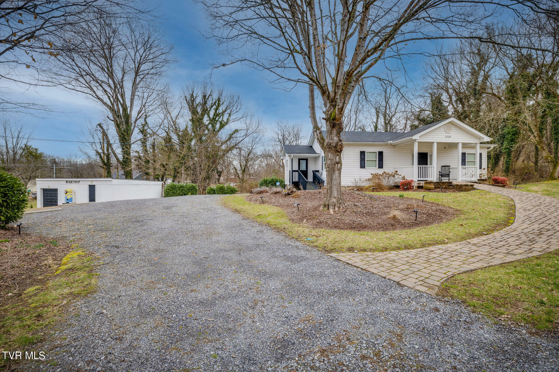 Property Photo:  5737 Fort Henry Drive  TN 37663 