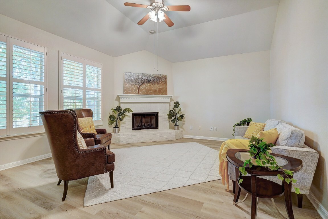 Property Photo:  511 Crooked Creek  TX 78610 