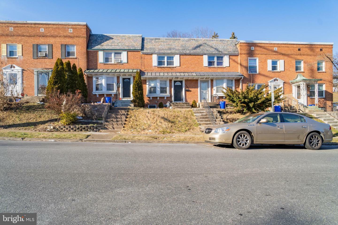 2462 Brookwood Street  Harrisburg PA 17104 photo