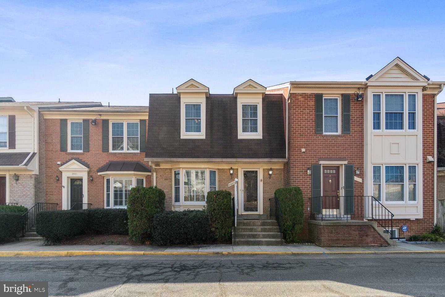 Property Photo: 3023 Meeting Street VA 22044