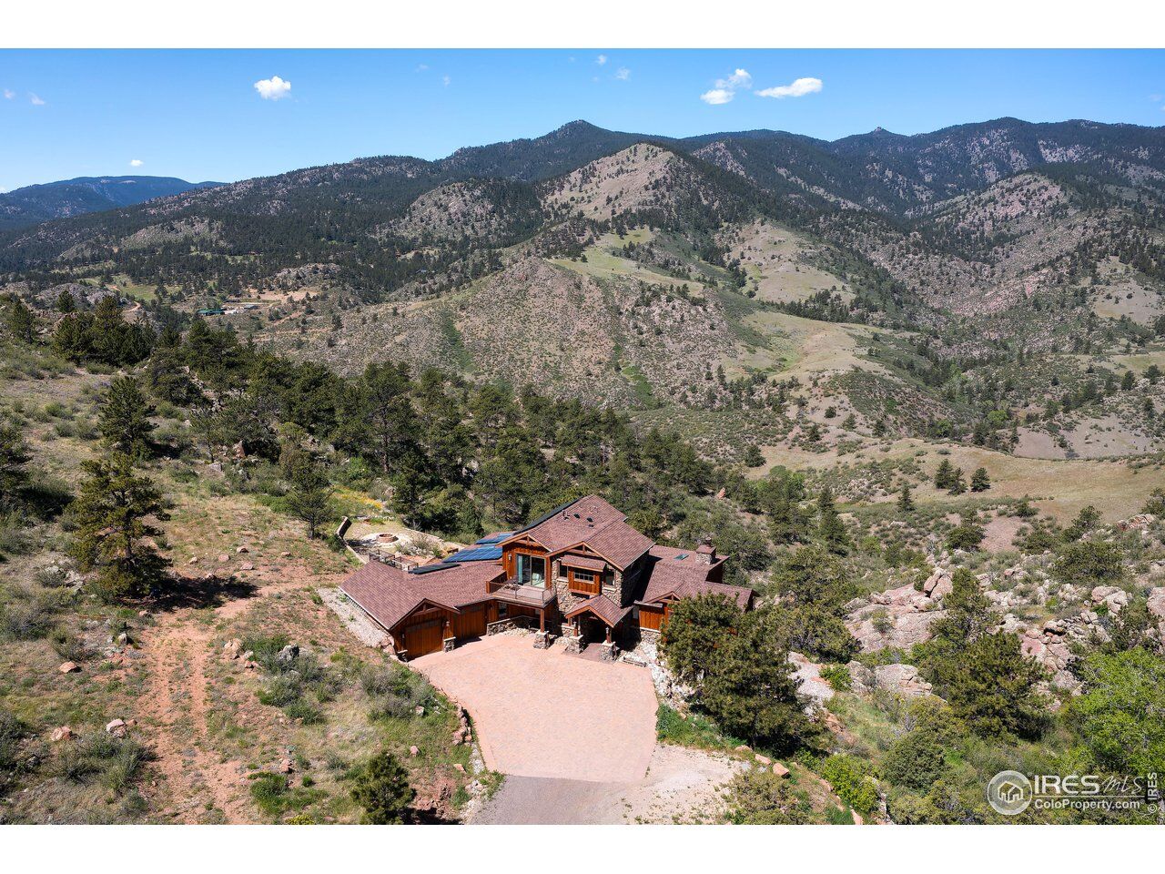 Property Photo:  956 Silver Sage Ln  CO 80540 
