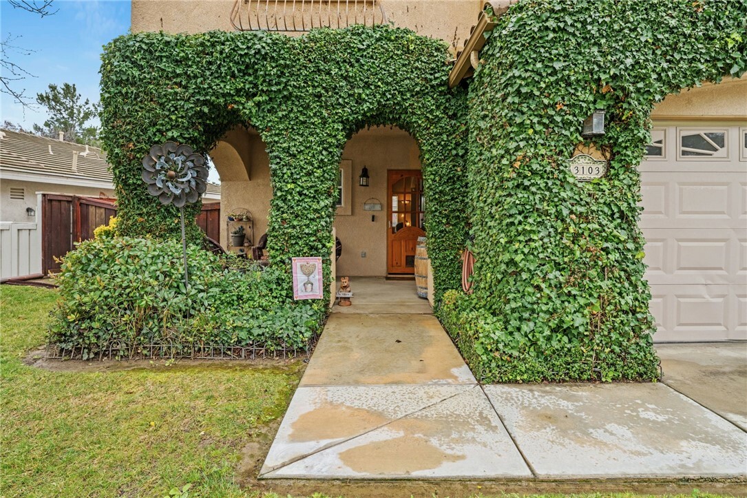 Property Photo:  43103 Teramo Street  CA 92592 