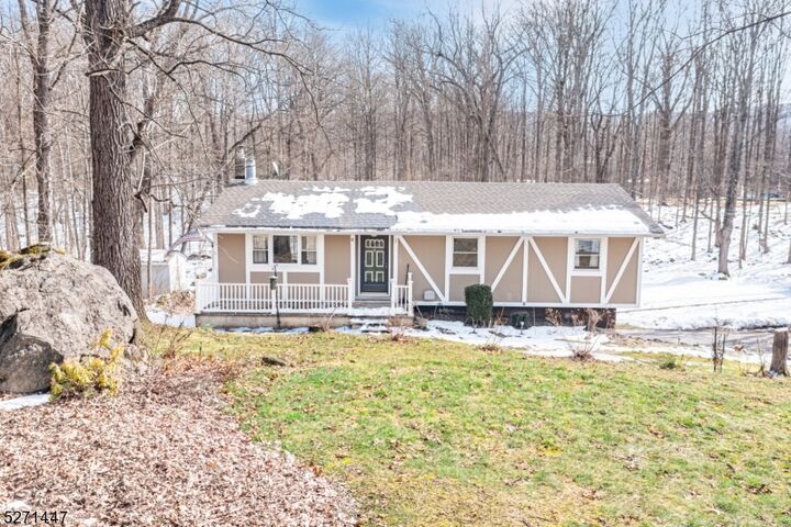 4 Canal Rd  Vernon Twp. NJ 07462 photo