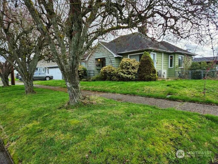 Property Photo: 140 SW McFadden Avenue WA 98532