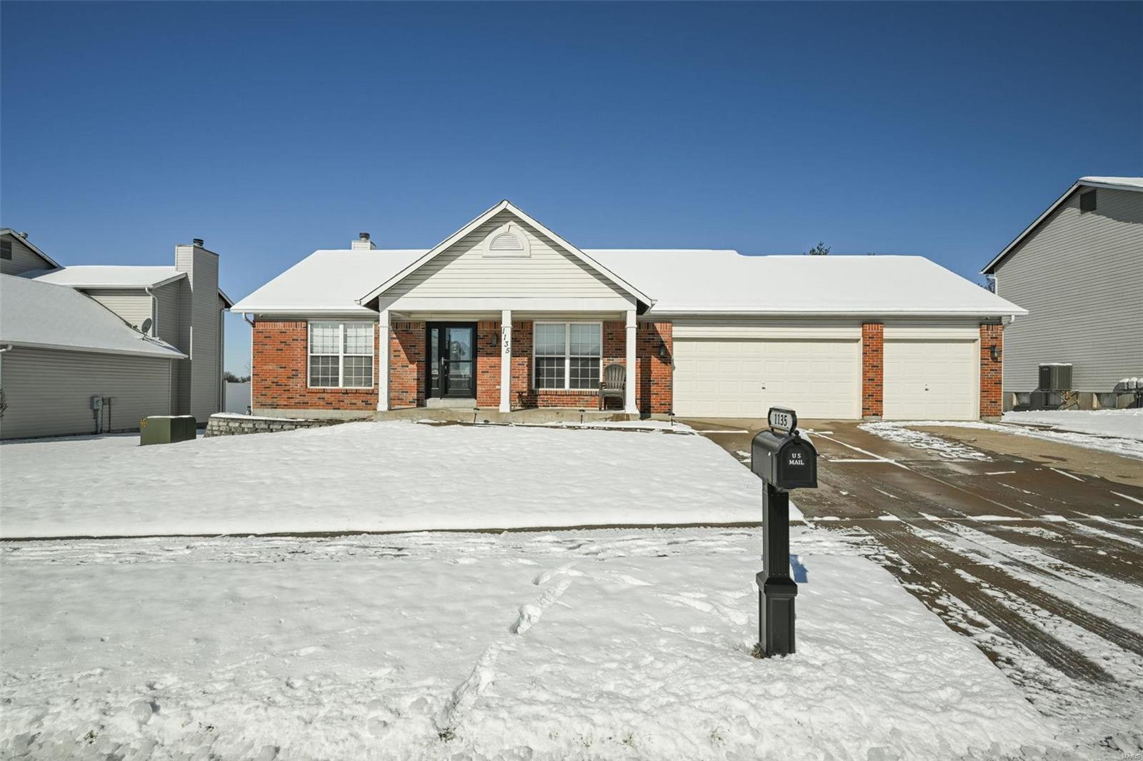 Property Photo:  1135 Sunny Ridge Drive  MO 63366 