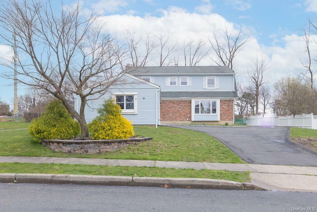 Property Photo:  24 Ethan Allen Court  NY 10962 