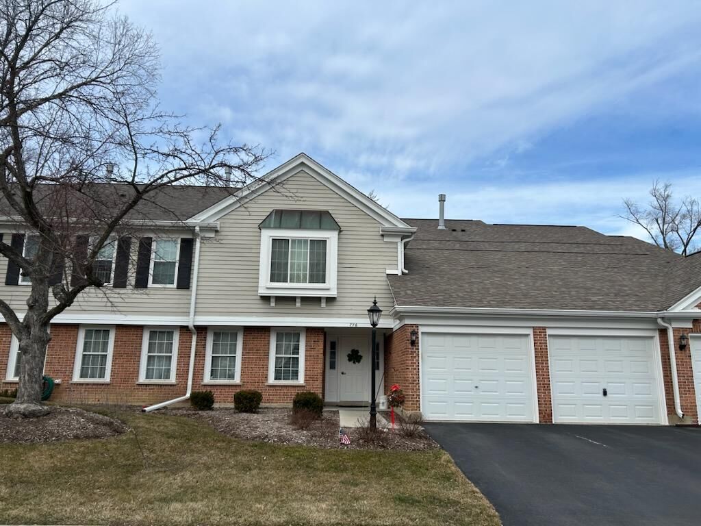 Property Photo: 776 Margate Lane C IL 60070