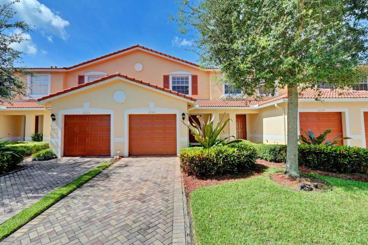 Property Photo:  22122 Majestic Woods Way  FL 33428 