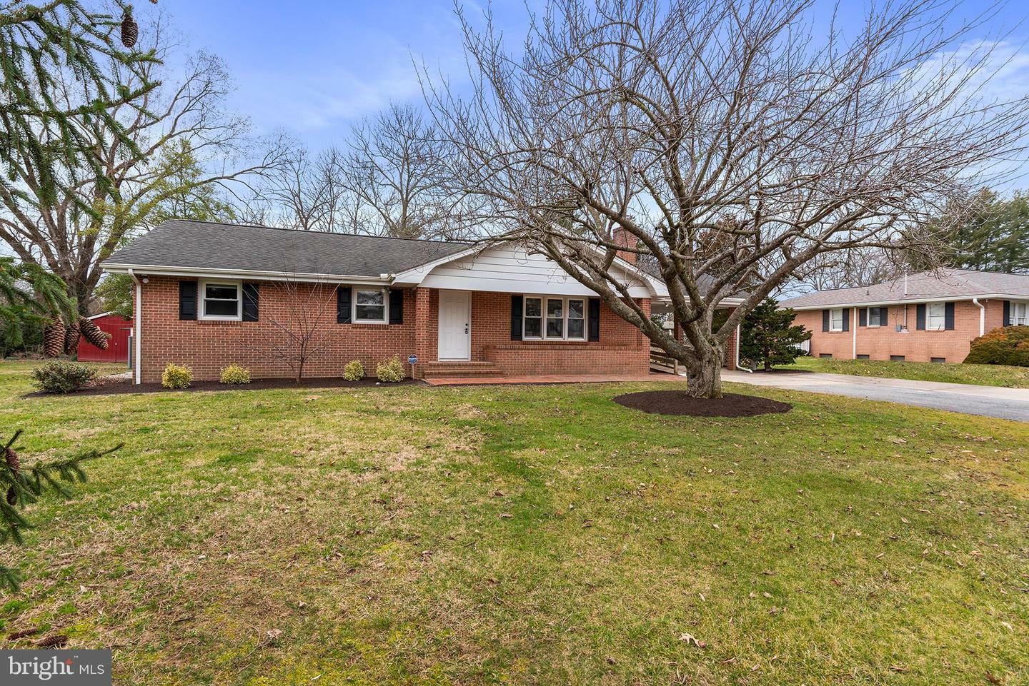 Property Photo:  202 Byford Drive  MD 21620 