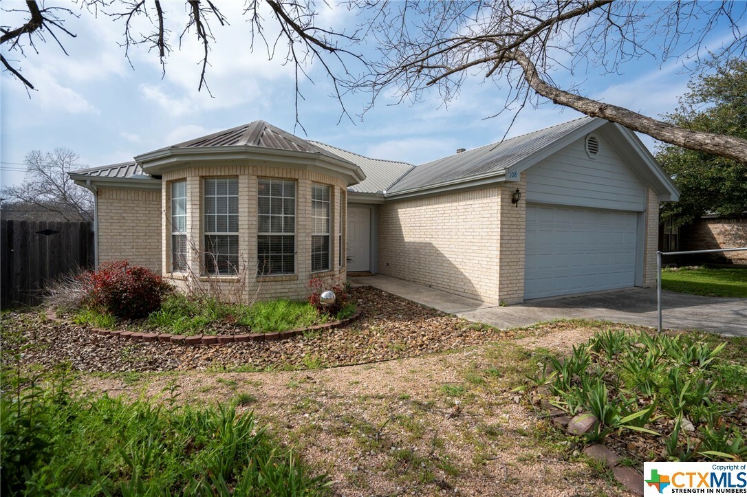 Property Photo:  108 Dolly Street  TX 78666 