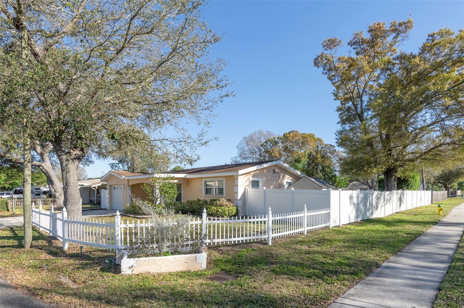 Property Photo: 5740 67th Avenue N FL 33781