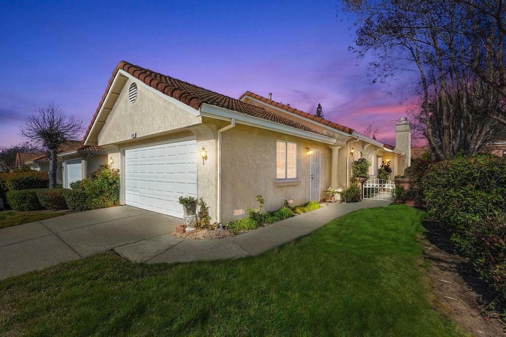 8148 Arroyo Vista Drive  Sacramento CA 95823 photo