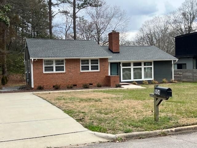 Property Photo:  904 Brookwood Drive  NC 27607 