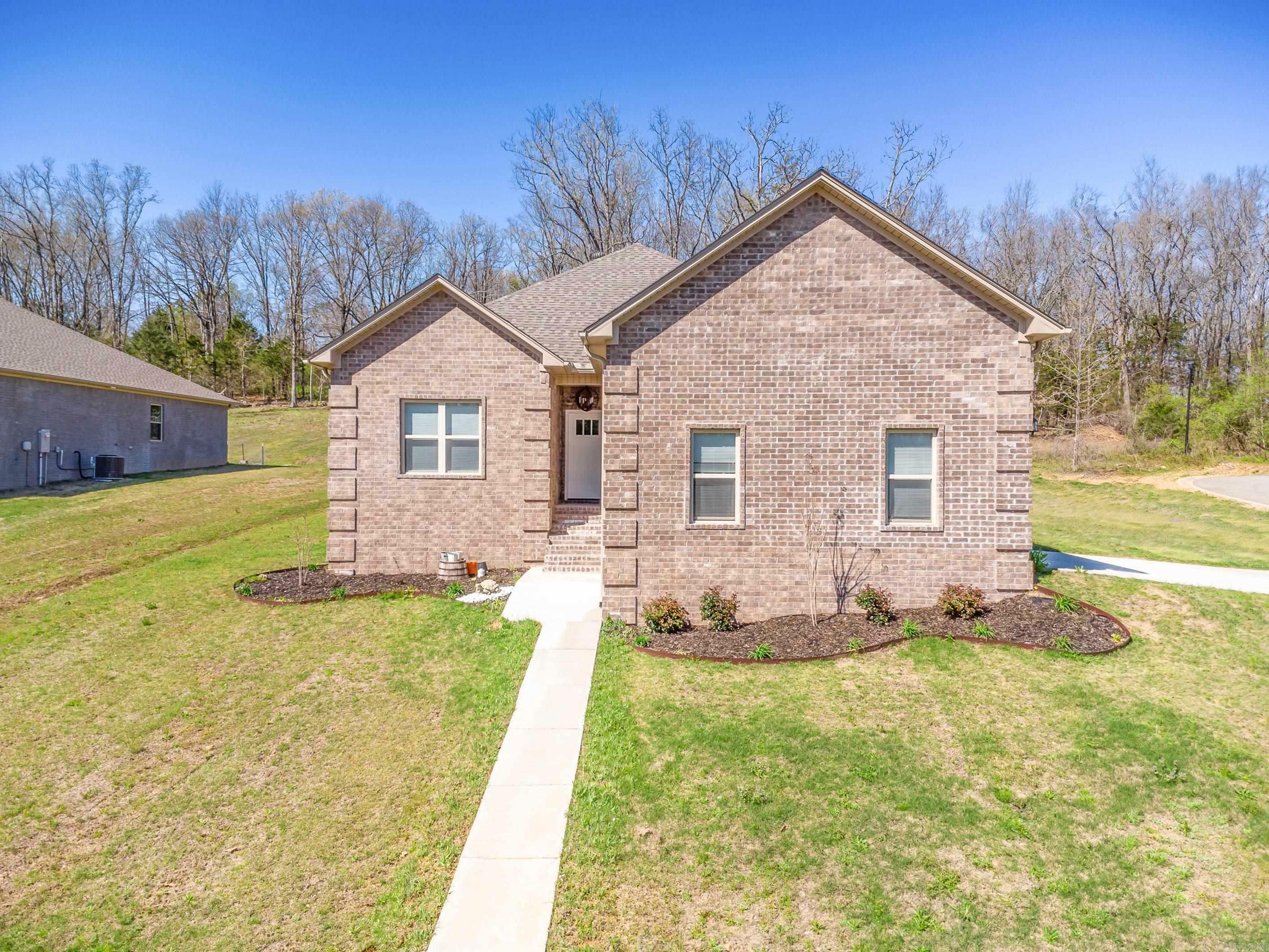 Property Photo:  13 Pawnee Drive  AR 72023 