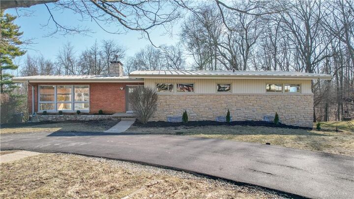 1637 Winding Trail  Springfield OH 45503 photo