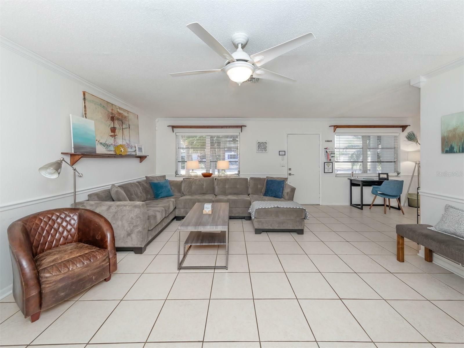 Property Photo:  5355 Kent Road  FL 34293 