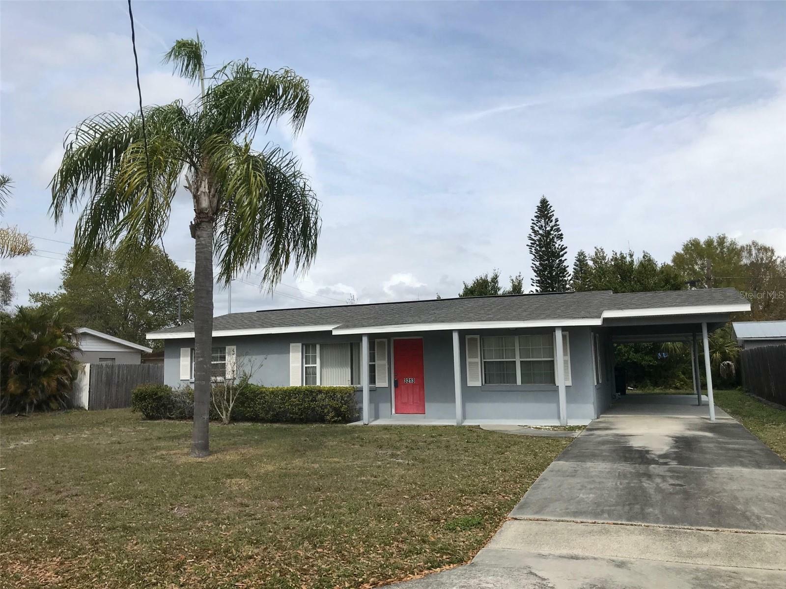 Property Photo:  3213 W Rogers Avenue  FL 33611 