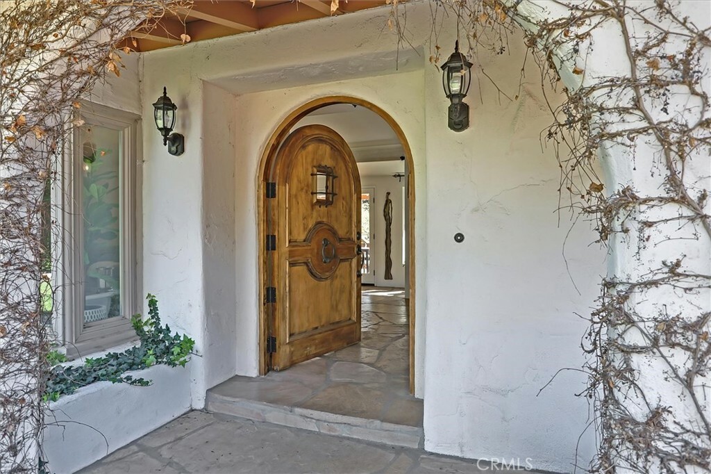 Property Photo:  23130 Oxnard Street  CA 91367 