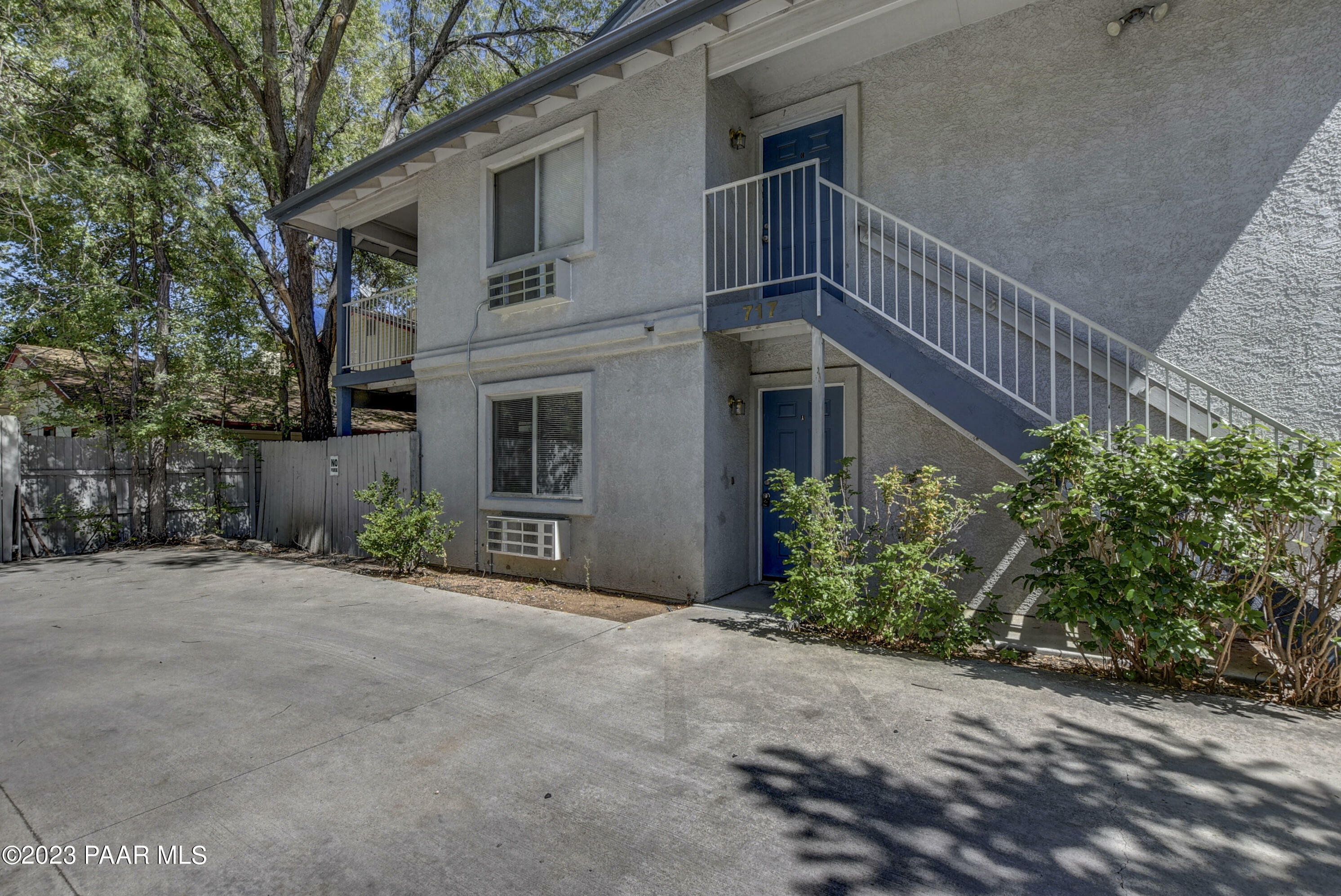 Property Photo:  717 Bird Street  AZ 86301 